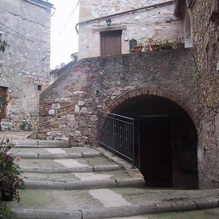 Locanda La Pieve Hotel Semproniano Exterior foto