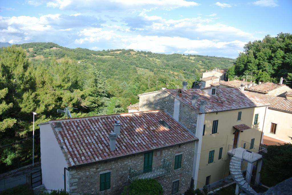 Locanda La Pieve Hotel Semproniano Exterior foto