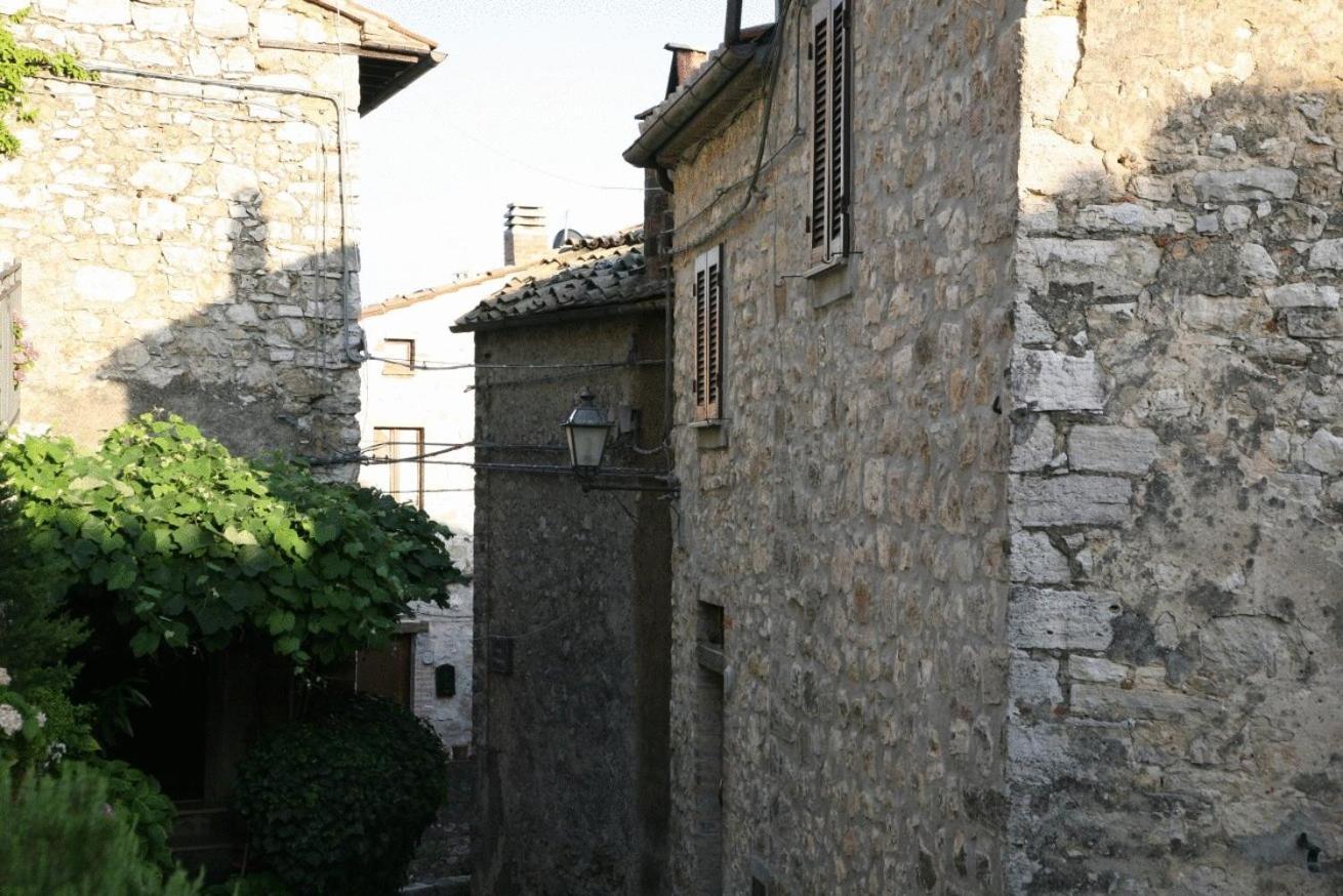 Locanda La Pieve Hotel Semproniano Exterior foto